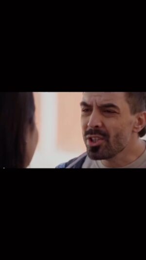 Oussama Bastaoui Instagram - يوسف بغا يحيد ليه العصبة ديال رجليه و يموت غاا بالضحك 😂