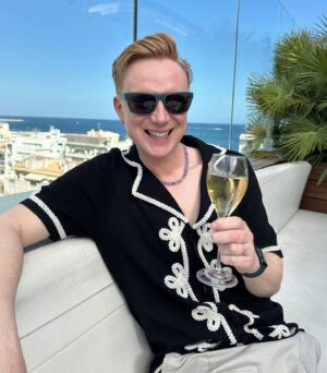 Owain Wyn Evans Instagram - Gorgeous long weekend with The Dr. @arranjrees celebrating the incredible AND stunning wedding of gorgeous @realscottmills and @samvaughan89 🥰 ❤️ (With a little extensionette on the end to Barcelona!)