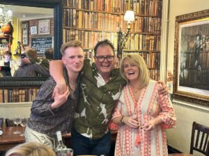 Owain Wyn Evans Instagram - 6 days in London in exceptional company! 🥰