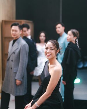 Owen Cheung Instagram - 台慶一日遊

2. 識左一班好百厭同好率性既朋友令到 @itstiffanylau 好awkward 👍🏻
3. @laiwinki 應該chok到有啲眼訓😴
4. 同佢耍返套詠春，醒返👍🏻
5. 基本野😎
6. 藍色衫個位 @brianchu0523 搞左個爛gag
7. 最後我侄仔俾條鯊魚食左😂

#有呢班朋友真係無野好講 

📷 @herman_hohoho