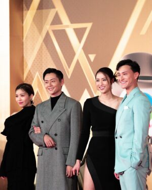 Owen Cheung Instagram - 台慶一日遊

2. 識左一班好百厭同好率性既朋友令到 @itstiffanylau 好awkward 👍🏻
3. @laiwinki 應該chok到有啲眼訓😴
4. 同佢耍返套詠春，醒返👍🏻
5. 基本野😎
6. 藍色衫個位 @brianchu0523 搞左個爛gag
7. 最後我侄仔俾條鯊魚食左😂

#有呢班朋友真係無野好講 

📷 @herman_hohoho