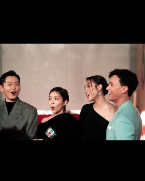 Owen Cheung Instagram - 台慶一日遊

2. 識左一班好百厭同好率性既朋友令到 @itstiffanylau 好awkward 👍🏻
3. @laiwinki 應該chok到有啲眼訓😴
4. 同佢耍返套詠春，醒返👍🏻
5. 基本野😎
6. 藍色衫個位 @brianchu0523 搞左個爛gag
7. 最後我侄仔俾條鯊魚食左😂

#有呢班朋友真係無野好講 

📷 @herman_hohoho