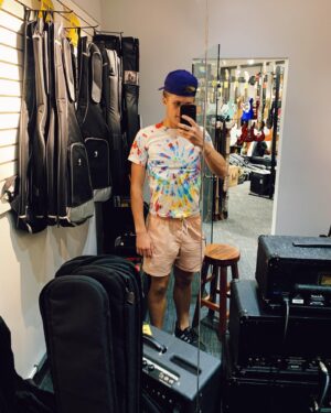 Owen Patrick Joyner Instagram - Fitted out, you like my swimming trunks?