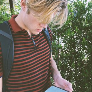 Owen Patrick Joyner Instagram - The reason I’m always on my phone. You guys are so cool and talented. How’s everyone been, I actually wanna know so lmk :)