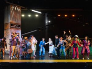 Öykü Güven Instagram - I am so happy and grateful for this opportunity… Urinetown was amazing. Love everyone that I worked with. Thank you thank you thank you❤️ /Urinetown çok güzel bir oyundu… içinde olduğum için çok şanslı ve mutlu hissediyorum. Birlikte çalıştığım herkesi çok sevdim ve herkese çok çok teşekkür ederiiim❤️