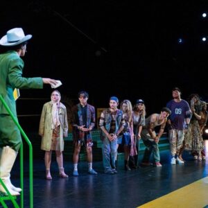 Öykü Güven Instagram - I am so happy and grateful for this opportunity… Urinetown was amazing. Love everyone that I worked with. Thank you thank you thank you❤️ /Urinetown çok güzel bir oyundu… içinde olduğum için çok şanslı ve mutlu hissediyorum. Birlikte çalıştığım herkesi çok sevdim ve herkese çok çok teşekkür ederiiim❤️