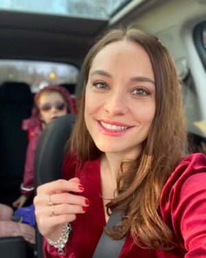 Özge Sezince Varley Instagram - We had a wonderful festive weekend and Christmas Eve…🎄💫🎅❤️ Looking forward to the morning!
#christmas #christmas2023 #christmaseve