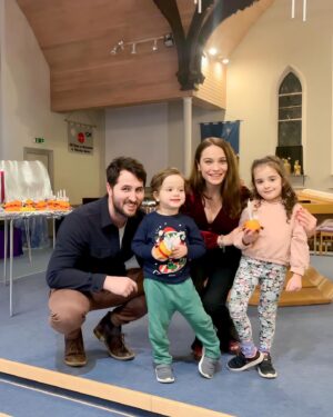Özge Sezince Varley Instagram - We had a wonderful festive weekend and Christmas Eve…🎄💫🎅❤️ Looking forward to the morning!
#christmas #christmas2023 #christmaseve