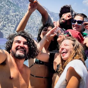 Özgün Çoban Instagram - 38 miii? 🕺🏽