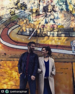 Özgür Çevik Instagram - Toprak ve Feride'nin dünyası.. Canım İpekcim.. 😊