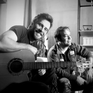 Özgür Çevik Instagram - 🎬 🎸  #masallardangeriyekalan