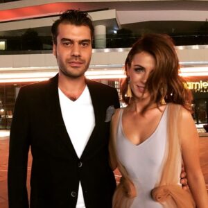 Özgürcan Çevik Instagram - Fox tv yeni sezon lansman gecesi.. (Dün) @basakparlak #foxtv #şevkatyerimdar #ramsey
