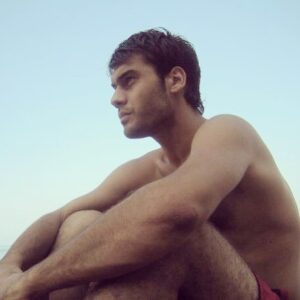 Özgürcan Çevik Instagram - Yaz #tbt si.. #2006