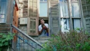 Özgürcan Çevik Instagram - Az kaldı.. Geliyoruz.. #şevkatyerimdar #foxtv #limonfilm