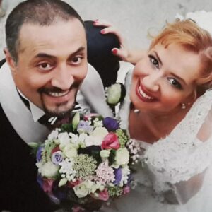Özlem Çakar Instagram - Yeni bir yas daha🎂
En eglenceli,en bereketli,en cok gezdigim,saglikli, sevdiklerimle cok beraber oldugum yasim olsun dilerim🙏 guzele,iyiye ve bolluga niyetle dogumgunum kutlu olsun!
Kutlayan,seven,hatirlayan herkese tesekkurlerimle..🙋‍♀️
#memyselfandi #loveisallyouneed #onelifeliveit