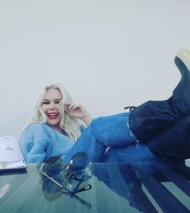 Özlem Savaş Most Liked Photos and Posts
