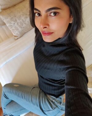 Paavana Gowda Instagram - My waiting frames 🎞️😁
.
.
.
#actresspaavana #paavana #actress 
#kannada #SouthIndianactress
