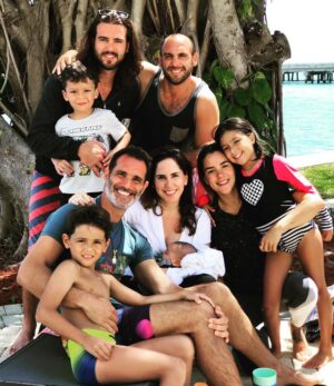 Pablo Lyle Instagram - What really matters ✨ ❤️