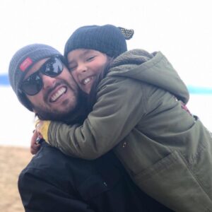 Pablo Lyle Instagram - Tu eres la primera razón por la cual me hice fuerte, pero sigues siendo mi debilidad #daddysgirl