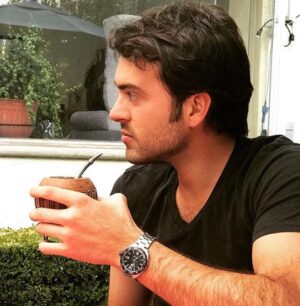 Pablo Lyle Instagram - Gracias Che por mi primer mate @monicaayos y @diegooliveraok 🇦🇷