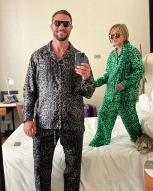 Pablo Schreiber Instagram - Ciao famiglia!!! 🙏🏼❤️