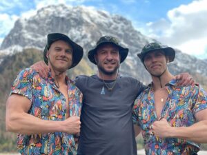 Pablo Schreiber Instagram - Behind every single actor on every tv show or movie that u watch there is a team of artists working their asses off to help make that one performance possible. This is my team. 

Each person here provides a critical service that I would be incapable of performing my role without. They are all talented artists in their own right. Hard workers who have completely committed to joining me on this journey and they’re all just wonderful people to boot. We spent a lot of time together these last 11 months. They kept me honest and kept me sane. And I couldn’t have done any of it without them! I love them all! 

From the bottom of my heart… Thank you!!! 
🙏🏼❤️🙏🏼