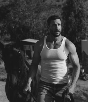 Pablo Schreiber Instagram - Another one from Schon magazine and @camraface. Hope everyone is enjoying the weekend. 🙏🏼❤️