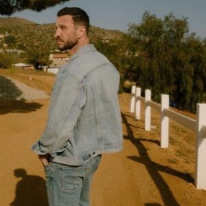 Pablo Schreiber Instagram - Big thanks to @schonmagazine for the feature. Link to the full article in my bio. 

Repost from @schonmagazine
•
With a career that includes shows like The Wire, Orange is the New Black, Weeds and more, it's no surprise that @officialpabloschreiber always finds himself in interesting roles. His portrayal of Master Chief in Paramount 's @halotheseries is the latest to join that pantheon. Schreiber joins us to discuss the series, his goals, and what we can look forward to in season two.

https://schonmagazine.com/interview-pablo-schreiber/

photography. @camraface
fashion. @marc_eram @aframe_agency
talent. @officialpabloschreiber
grooming. @colleendominique @exclusiveartists using @hanzdefuko   @circa1970beauty
lighting. Ram Gibson
photography assistant. @artagee
production. @earlymorningriot
location. @hotwheelsranch
words. @therealconstancevictory

#schonmagazine #PabloSchreiber #halo #ORangeisthenewblack #paramountplus #HaloTheSeries #fashioneditorial #onlineexclusive #fashion #menswear #mensfashion #love  #cars