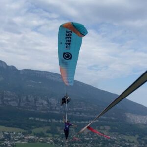 Pablo Signoret Instagram - '' Teamwork makes the Dream work '' ! 

This couldn't be more true. In the last weeks, along with @weflyparapente , @antygravity_ and thanks to the huge support of @insta360 , we've tried to make the ''Paraslack'' reality again. It was rough as always, fighting with the countless technical aspects as well as with the forecast. But thanks to the skills of @theoadb and @antoinecabiac , the unbeatable motivation of @antygravity_ and a tiny bit of well handled luck, as a team, we managed to push it further than ever before ! 

Got 10 steps in, now we know it's possible : the send is gonna happen ! 

Huge thanks to @insta360 again for trusting us 🙏🏼🔥!!

@squirrel.ws 
@balancecommunity