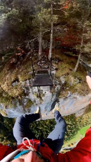 Pablo Signoret Instagram - If you gotta face your fear, you might as well face that cliff you’re jumping from 💃 !  #basejump #lauterbrunnen #cliff