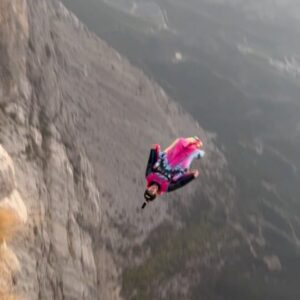 Pablo Signoret Instagram - So stoked on my first wingsuit gainer this morning ! Having a blast in Brento as training continues !! 

Thanks @antygravity_ for filming and being there, you fucking crushed it 🤘🏼❤️

@insta360 One X3
@squirrel.ws Swift 4
@sprayground 

#insta360 #insta360onex3 #basejump #brento #gainer #backflip #outdoor #adventure #training
