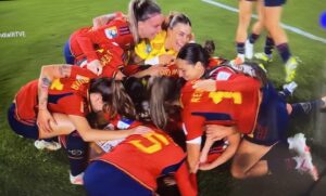 Paco Tous Instagram - Enhorabuena!!!!!!
CAMPEONAS DEL MUNDO!