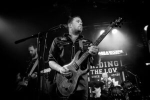 Paddy Considine Instagram - Thank you to all who came to ‘A Concert For Craig’ at the @hareandhoundsbrum on Saturday night. We managed to make £1500 for @mytonhospices Warwick, who cared for our dear friend Craig. Big love to Craig’s sons @papa.spiv @wilf.spiv and @josephhooligan and to the crowd for making it such a great night. Photo’s: @deniseespositoart