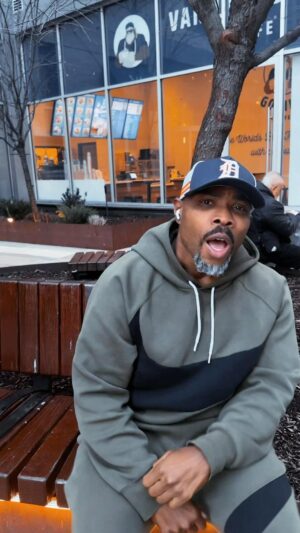 Page Kennedy Instagram - Had to come where it all started. I came to give NYC Straight Bars #Hello