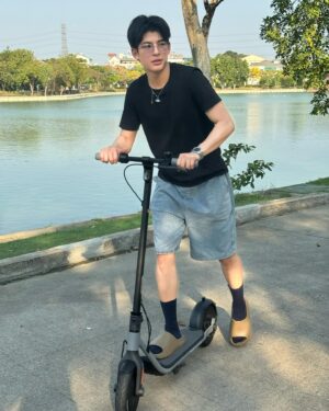 Pakin Kunaanuwit Instagram - 🤹🏻🎭
.
.
.
.
.
#monowheelth #สกู๊ตเตอร์ไฟฟ้า #สกูตเตอร์ไฟฟ้า