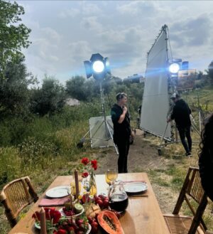 Paloma López Instagram - Abril, qué bonito has sido. Después de tantos noes han llegado varios síes seguidos, y qué gozada. Muchos cambios, muchos rodajes y muchos proyectos 🤞🎬🍀
