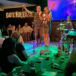 Paloma Soto Instagram - #tbt enero 2020 en @palermoteatrobar 
Ay que lindos recuerdos ❤️
@pablo.vinolo
