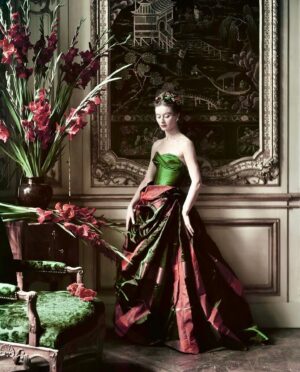 Pamela Golbin Instagram - #Friday #Flowers #GigiTerwalne in #PierreBalmain by #CecilBeaton #1951