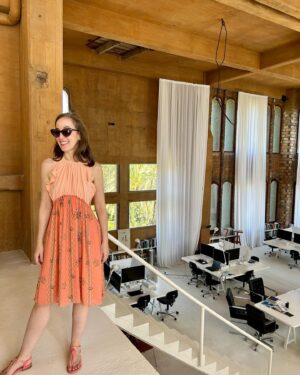 Pamela Golbin Instagram - #Iconic #Architecture by #RicardoBofill #LaFabrica ⚡️✨⚡️#Gracias @lunapaiva_ @pablo_bofillloui