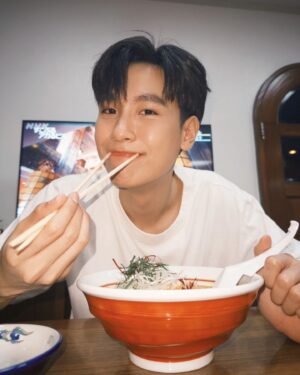 Panachai Sriariyarungruang Instagram - 🍜🍜
