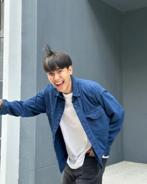 Panachai Sriariyarungruang Instagram - 🌬️💨