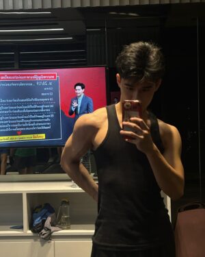Pannawit Phattanasiri Instagram - 