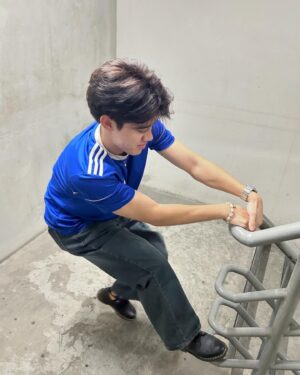 Pannawit Phattanasiri Instagram - 💙🤍
