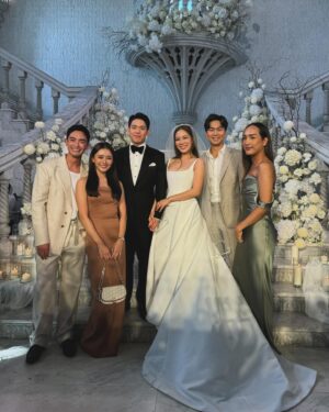 Panupan Jantanawong Instagram - 🤵🏻👰🏻‍♀️#hermanhisnatty
