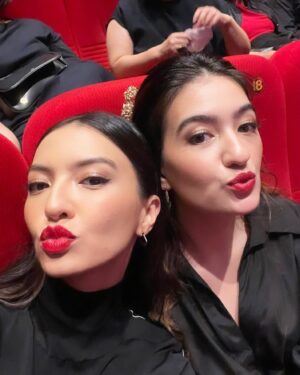 Parisa Shams Instagram - Double trouble 💋