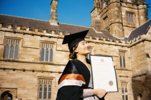 Parisa Shams Instagram - Graduation pictures taken by bestie @nonawinona with her film camera 🎞️ Obsessed with the results 🥹🫶🏻