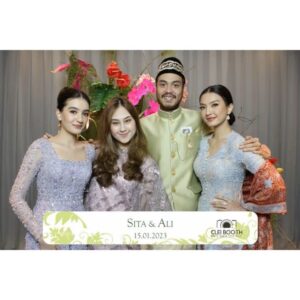 Parisa Shams Instagram - Wedding shenanigans 🫶🏻