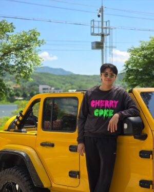 Park Eun-seok Instagram - 날씨가 너무 좋은 양평라이프 
.
.
#jeep #jeepkorea #wranglerunlimited