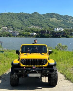 Park Eun-seok Instagram - 날씨가 너무 좋은 양평라이프 
.
.
#jeep #jeepkorea #wranglerunlimited