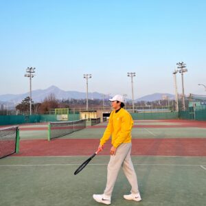 Park Eun-seok Instagram - Feelin' yellowish 🟡🎾🟡
#테린이